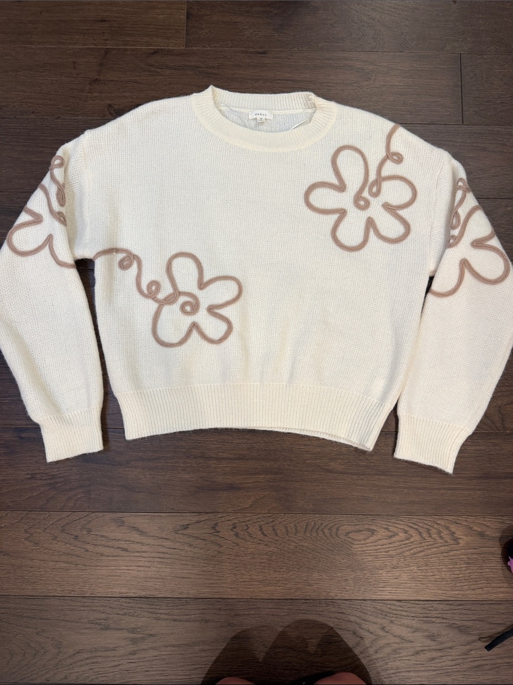 debut Cream Crewneck Sweater with Taupe Floral Outline Size Small - P99